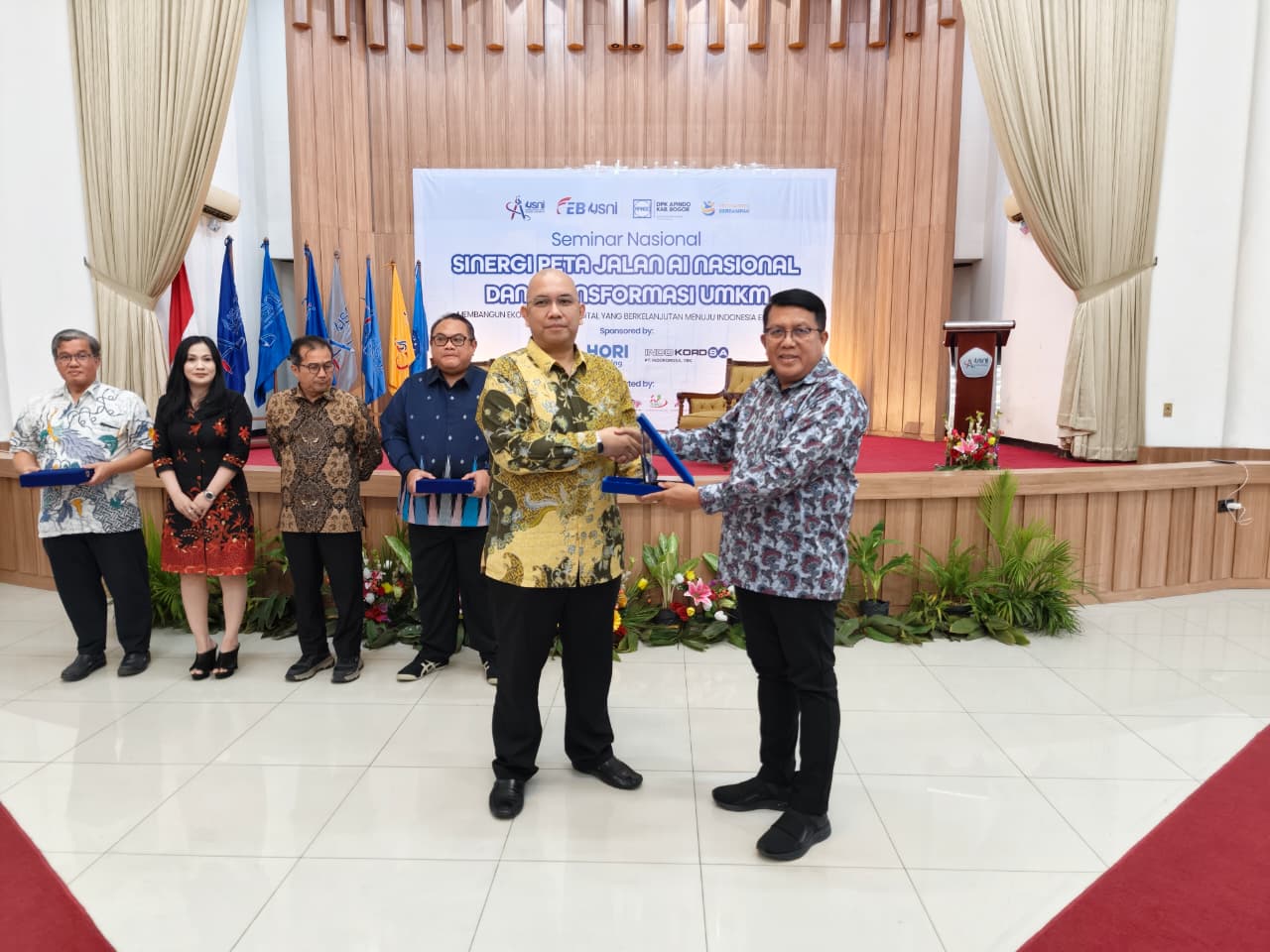 Acara Seminar Nasional DPK APINDO Kabupaten Bogor Kolaborasi dengan Universitas Satya Negara Indonesia (USNI) Kampus A, USNI Pondok Indah Jakarta Selatan
